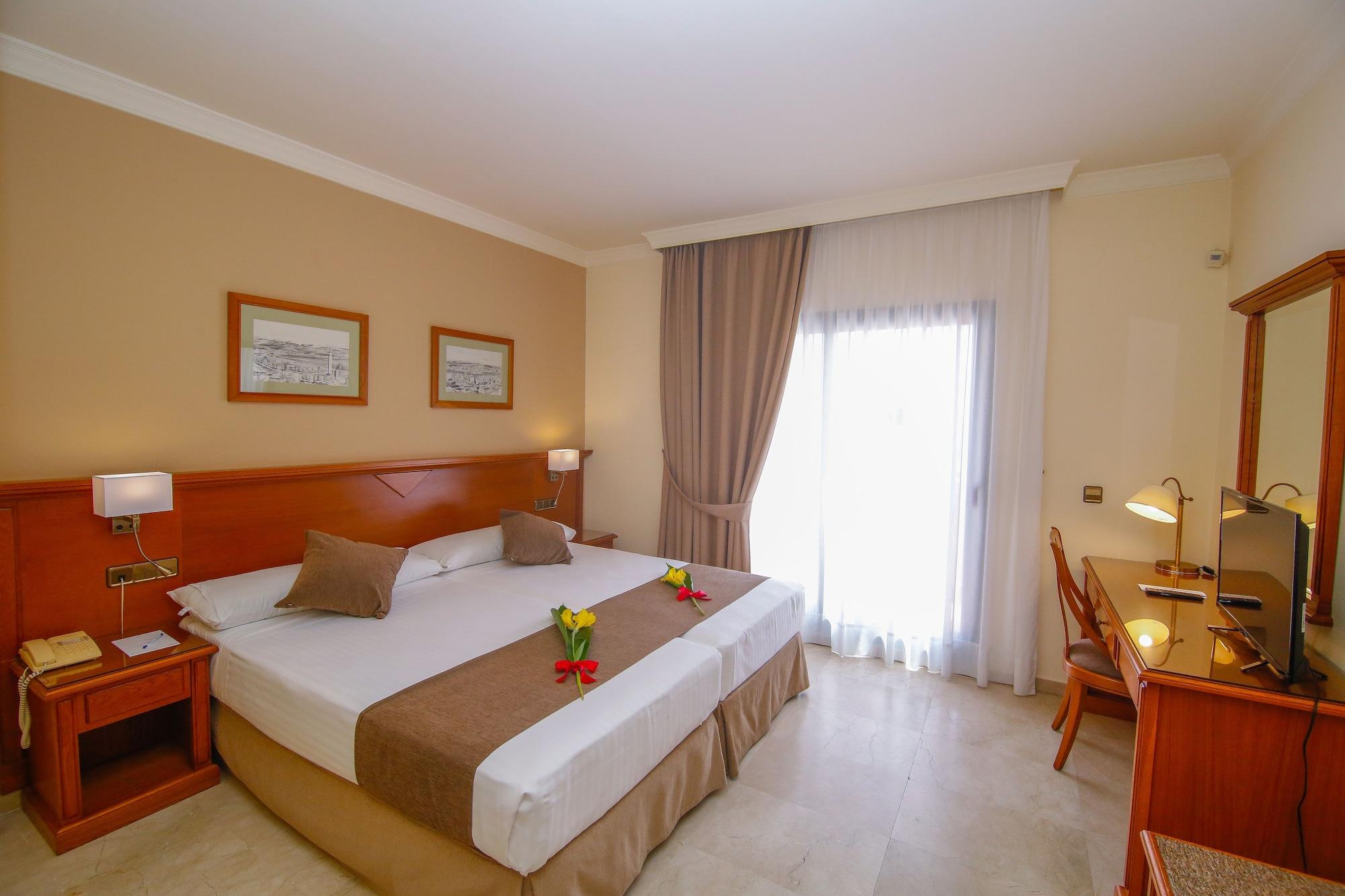Отель Mainake Costa Del Sol Торре-дель-Мар Экстерьер фото