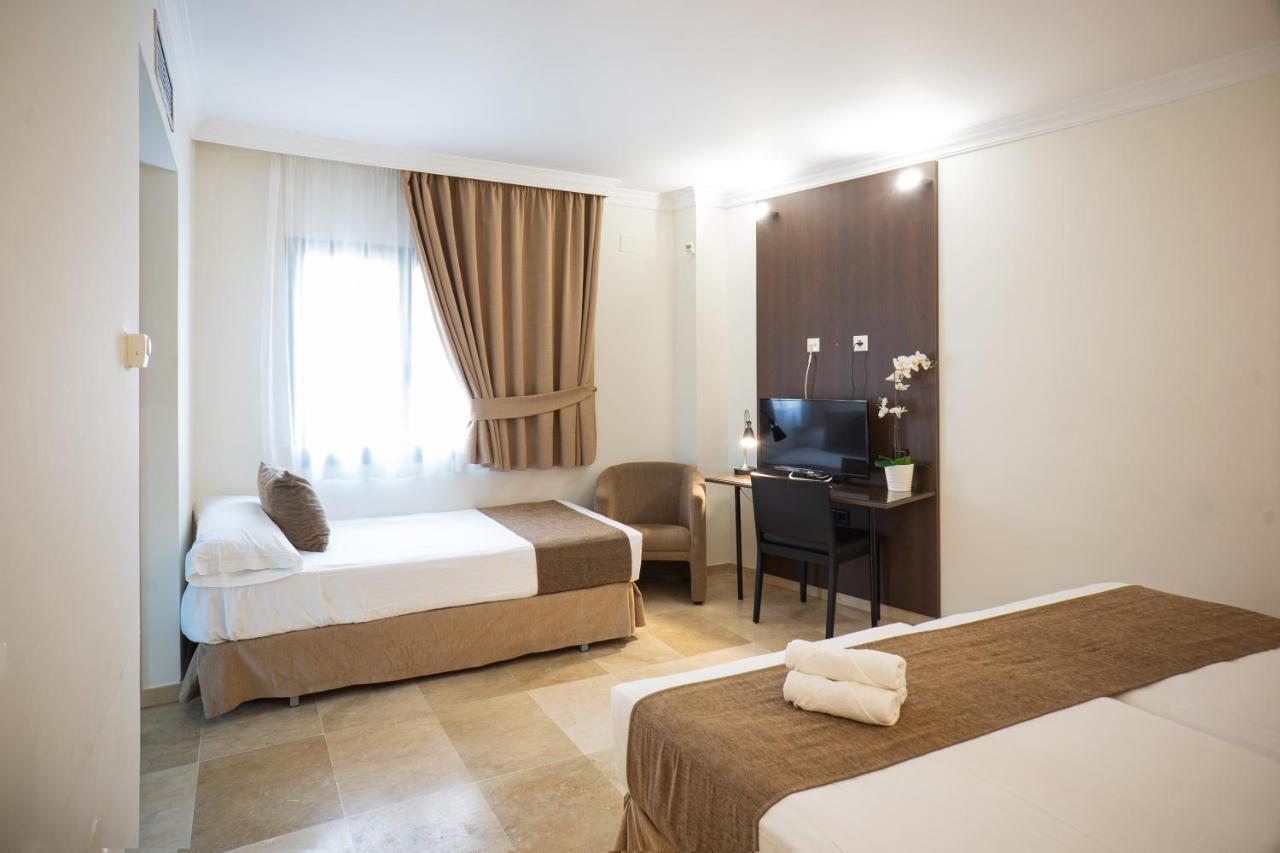 Отель Mainake Costa Del Sol Торре-дель-Мар Экстерьер фото