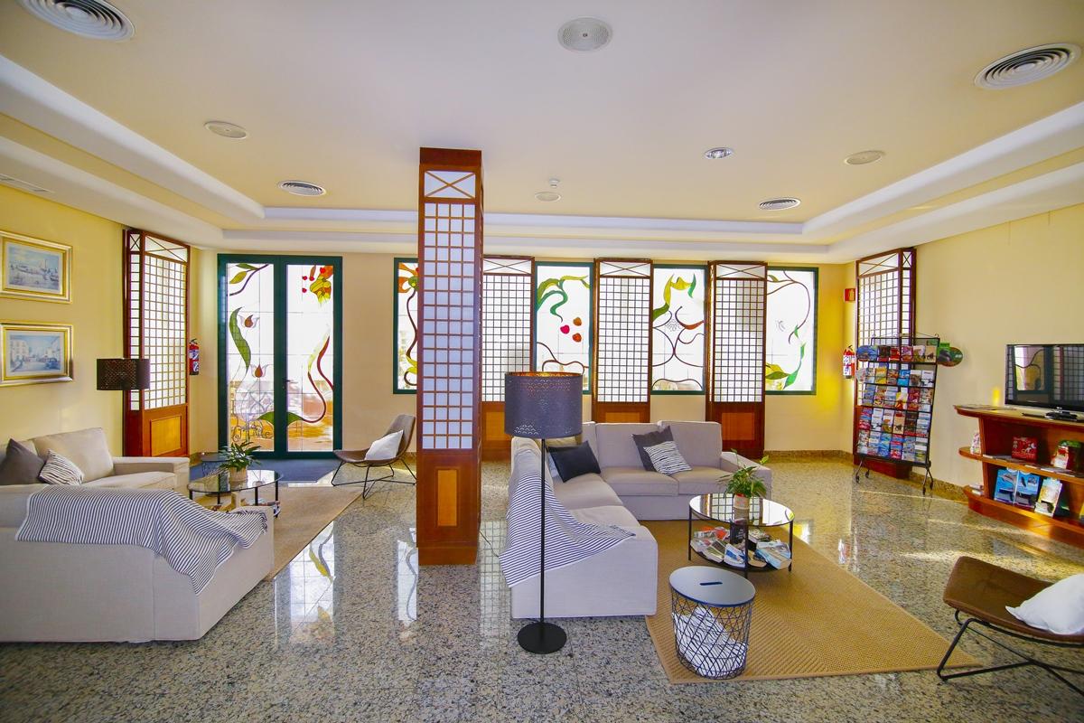 Отель Mainake Costa Del Sol Торре-дель-Мар Экстерьер фото
