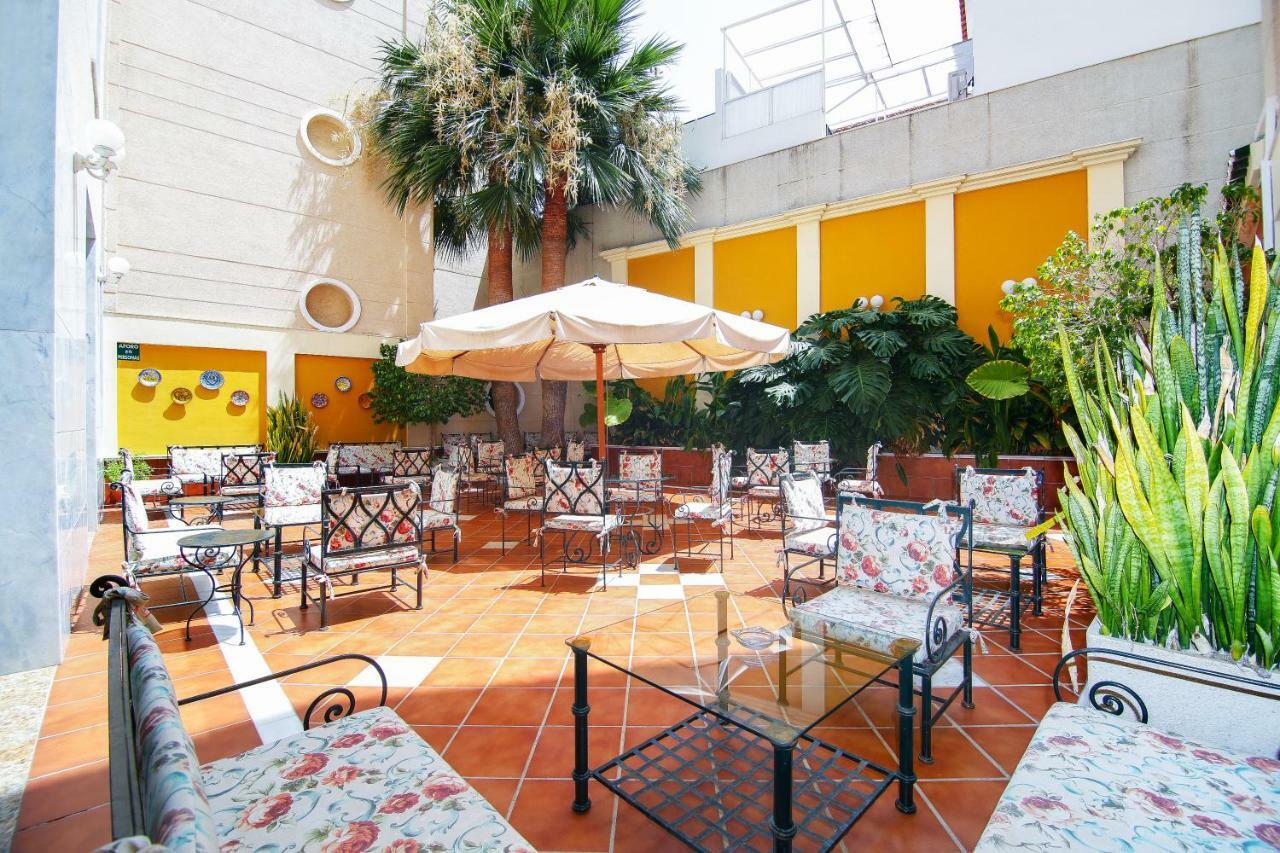 Отель Mainake Costa Del Sol Торре-дель-Мар Экстерьер фото